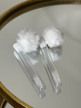 Load image into Gallery viewer, Antibacterial Spoolie with Keyring &amp; Pompom
